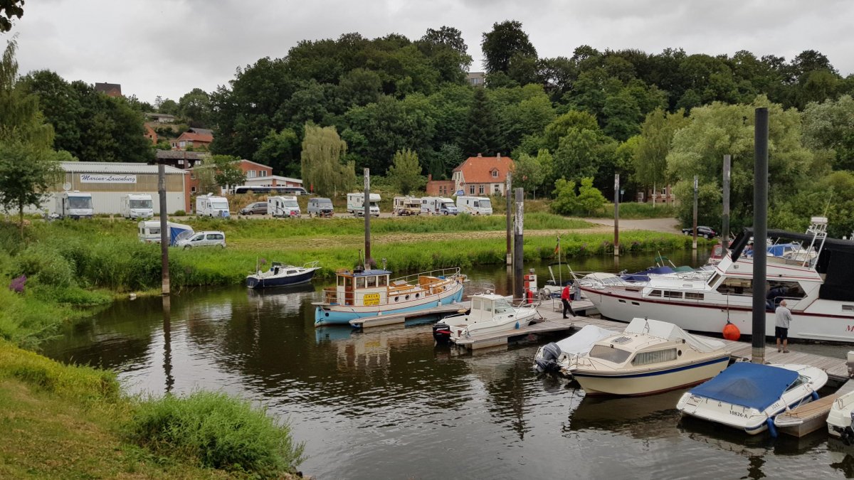 Stellplatz an der Marina Lauenburg / Elbe — Photo 2