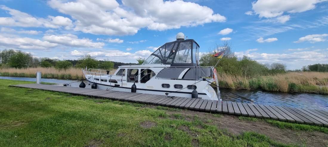 Stellplatz am Hafen Neukalen — Photo 3