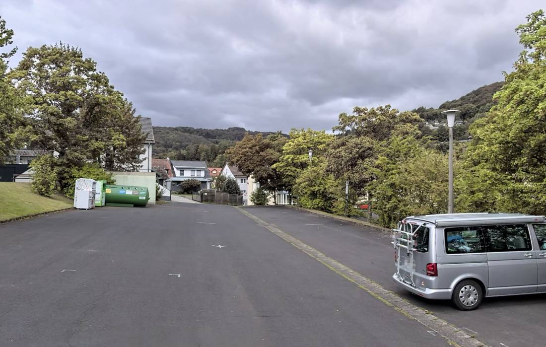 Wohnmobilstellplatz am Hallenbad Bischofsheim