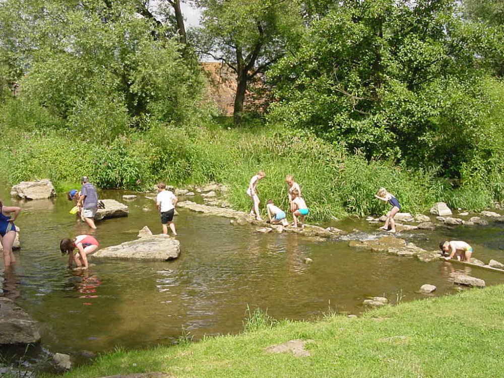 Stellplatz Ostheim v.d.Rhön — 房车营地 in Ostheim v.d.Rhön