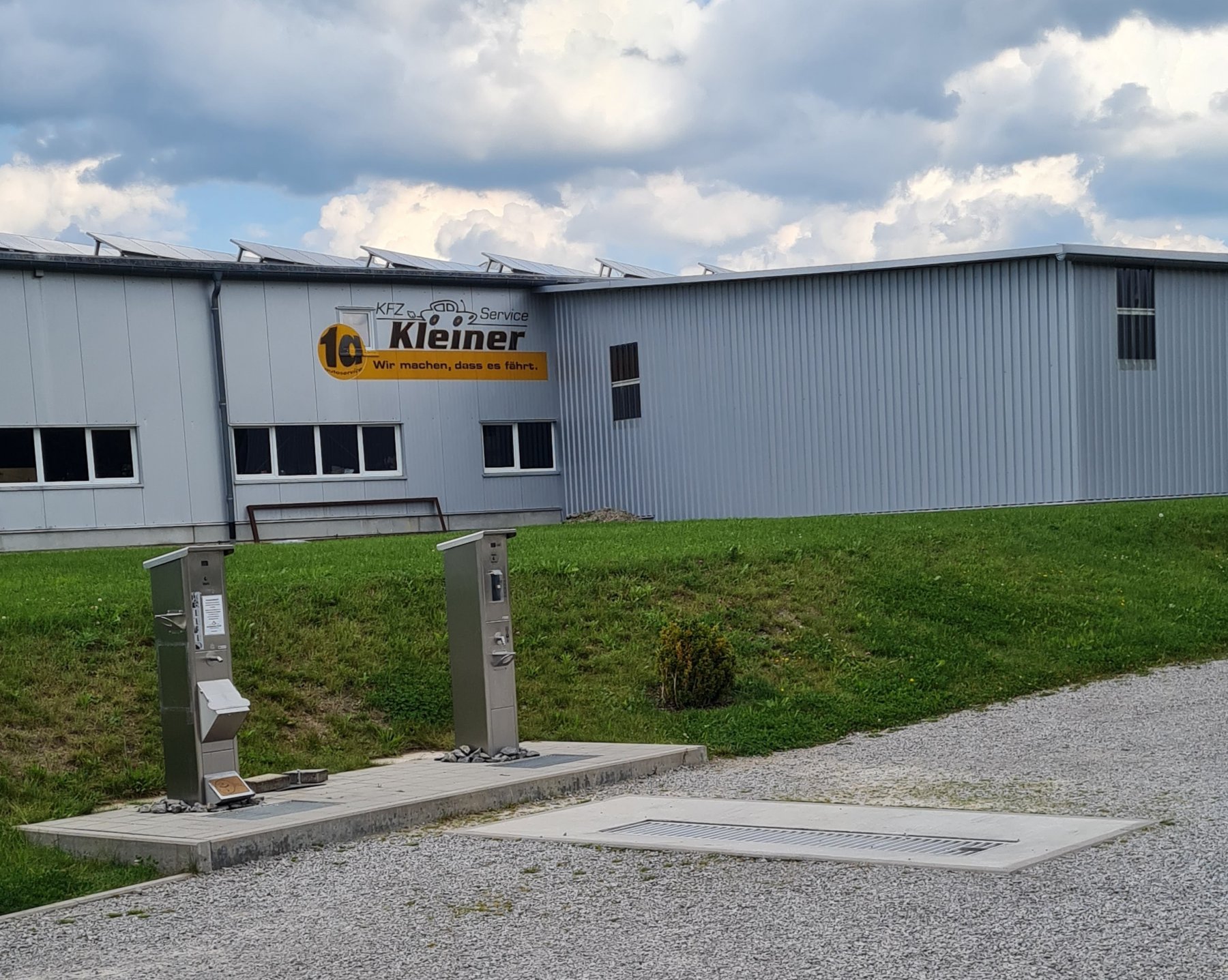 Reisemobilpark Turm und Kristalle — Photo 3