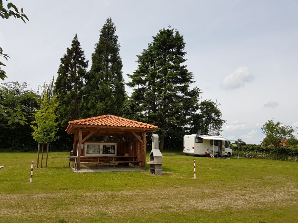 Wohnmobilstellplatz Alte Oberförsterei — Photo 4