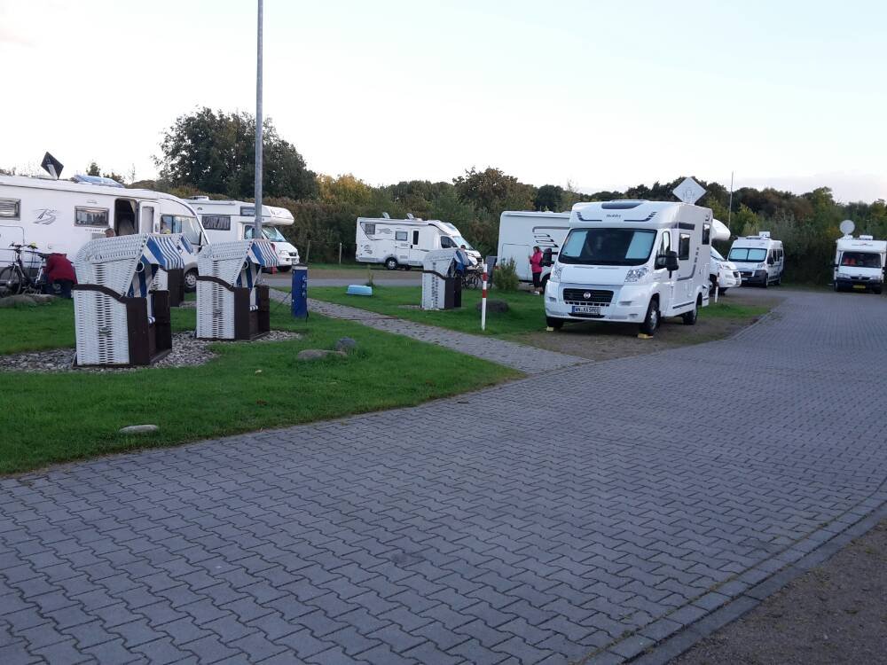 Wohnmobilhafen am Nautimo-Bad — Photo 2