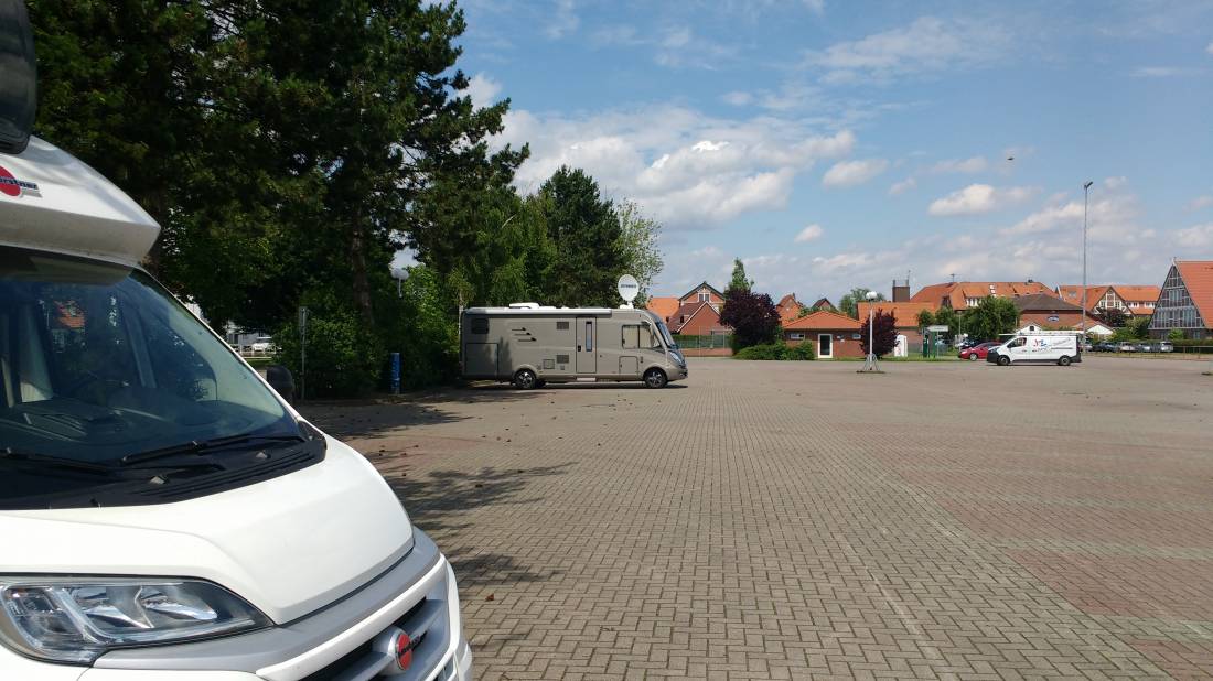 Wohnmobilstellplatz am Festplatz Jork