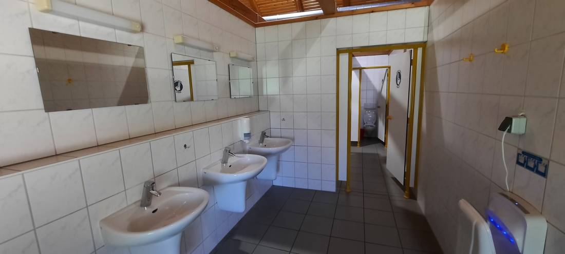 Stellplatz Ferienpark Seehof — Photo 2