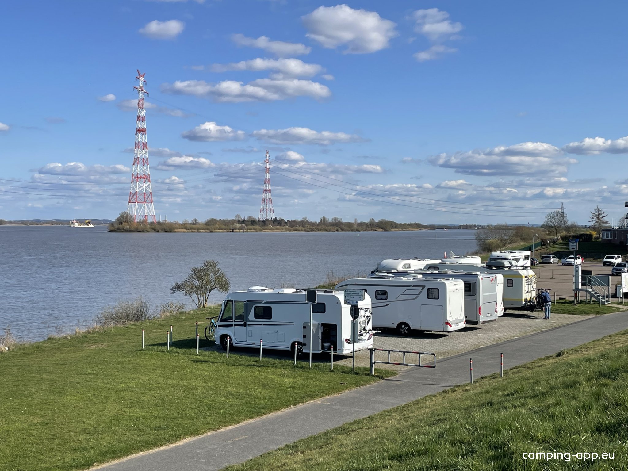 Stellplatz am Elbdeich Hollern-Twielenfleth
