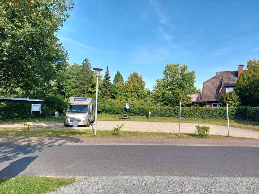 Stellplatz an der Paddel & Pedal-Station Uplengen