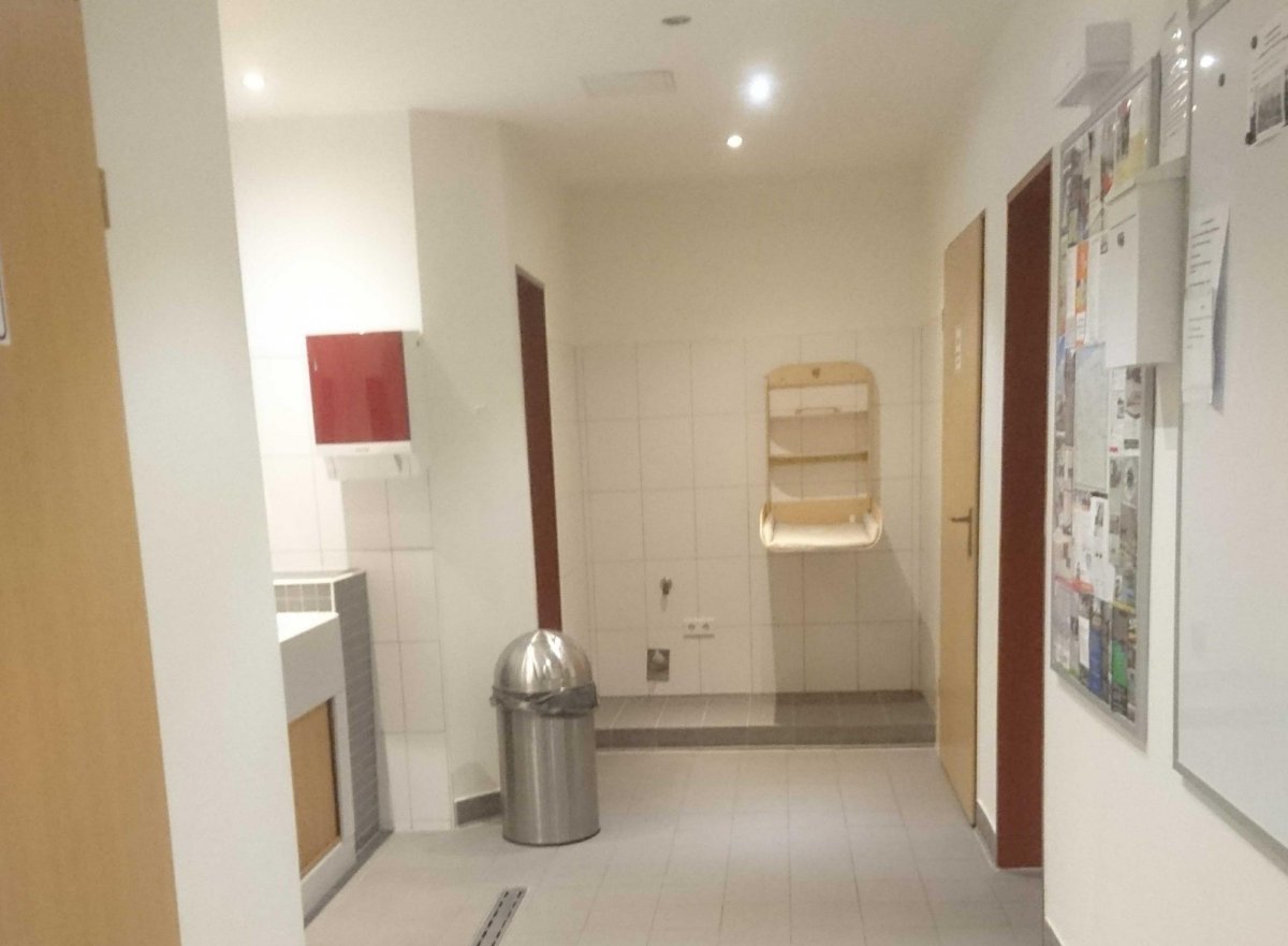 Wohnmobilstellplatz Ditzum Ankerplatz — Photo 3