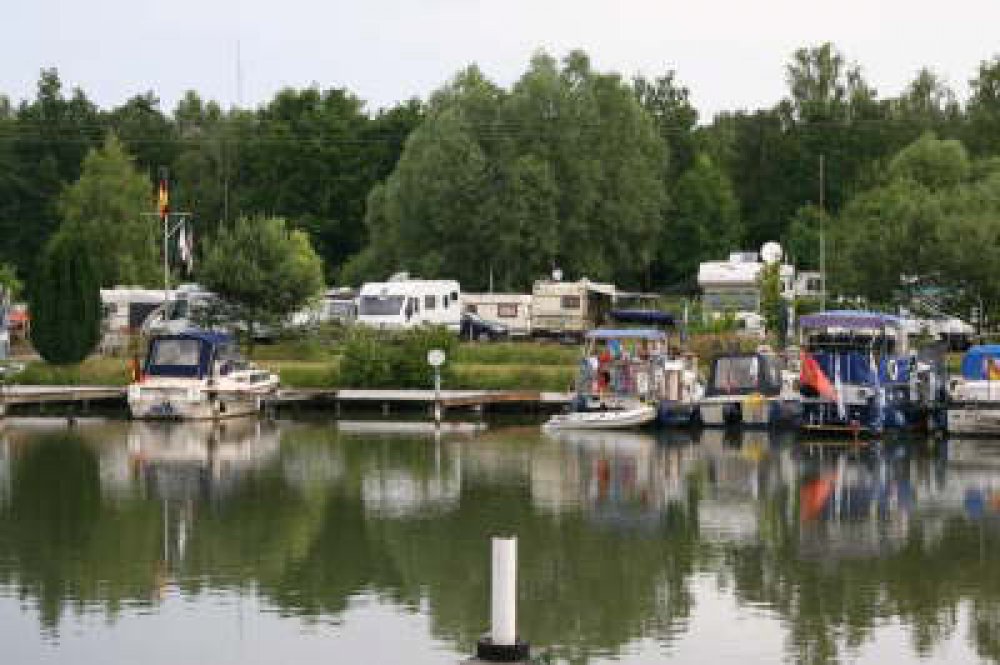 Wohnmobilstellplatz Am Sportboothafen Wittingen