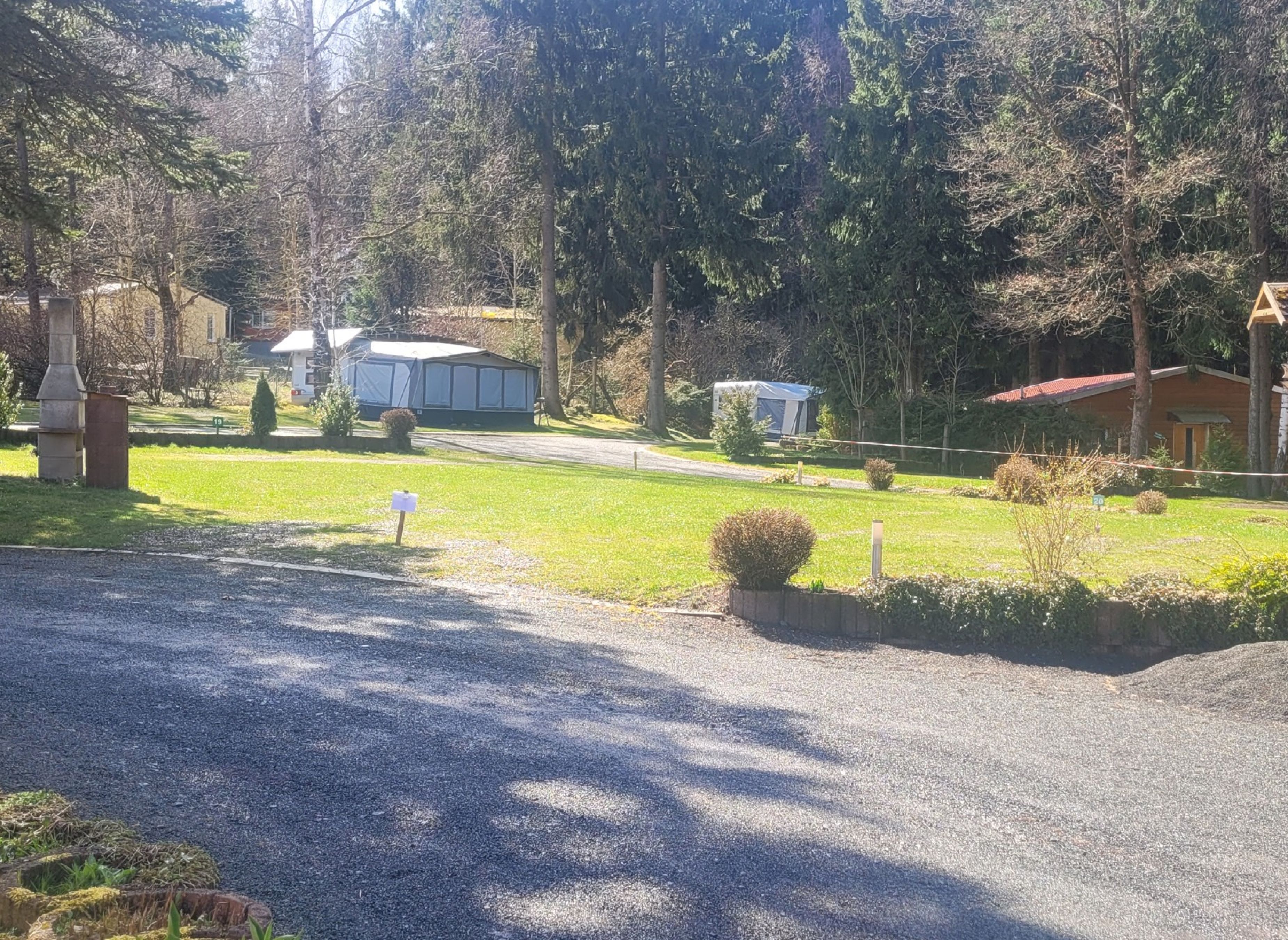 Rennsteig-Caravaning Valentinsteich — Photo 3