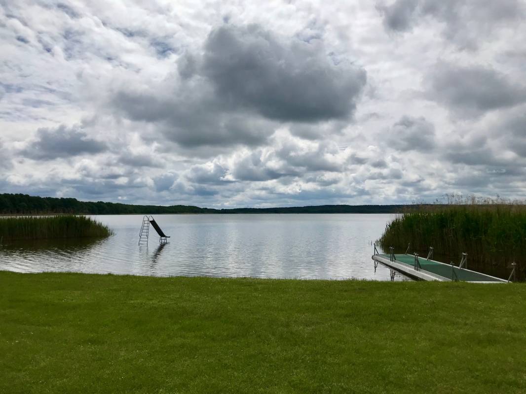 Camping-und Wohnmobilplatz am Zwenzower Ufer