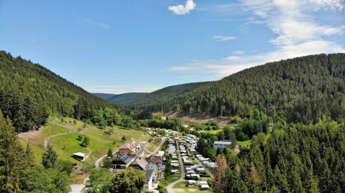 Family - Resort Kleinenzhof ***** — Photo 6