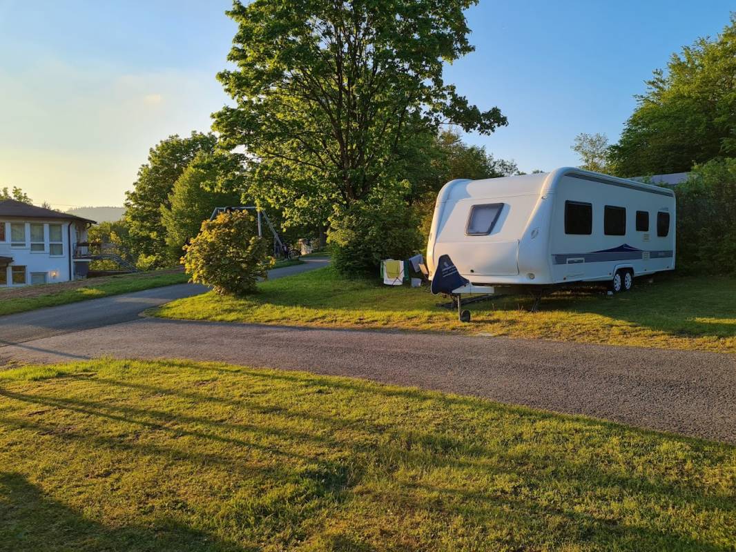 Stellplatz am KNAUS Campingpark Hennesee — Photo 2