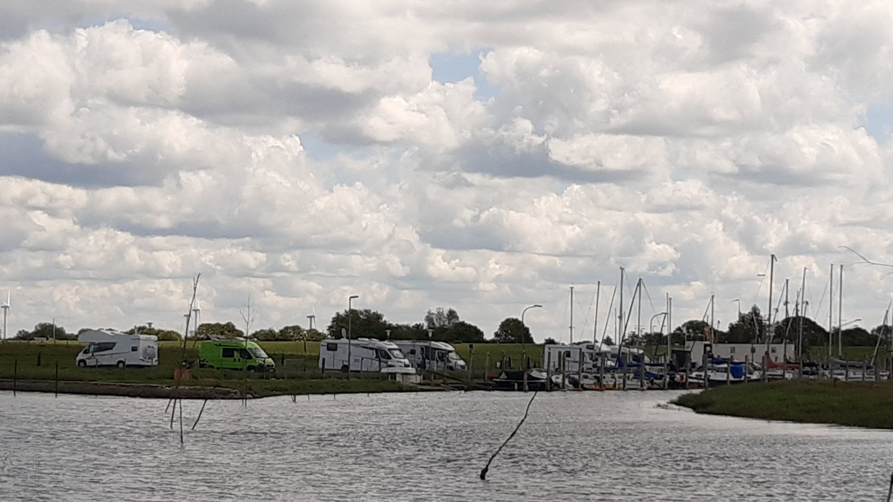 KNAUS Reisemobilhafen Spieka — Campingplads in Wurster Nordseeküste/Dorum-Neufeld