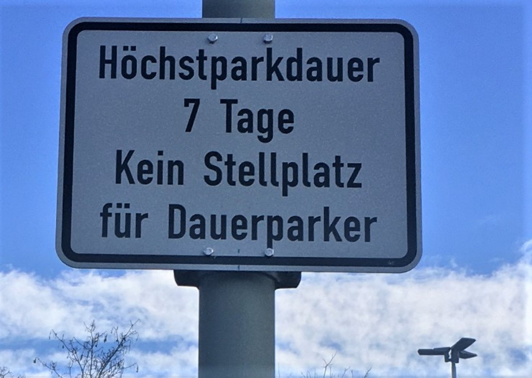 Wohnmobilstellplatz Echzell — Photo 4