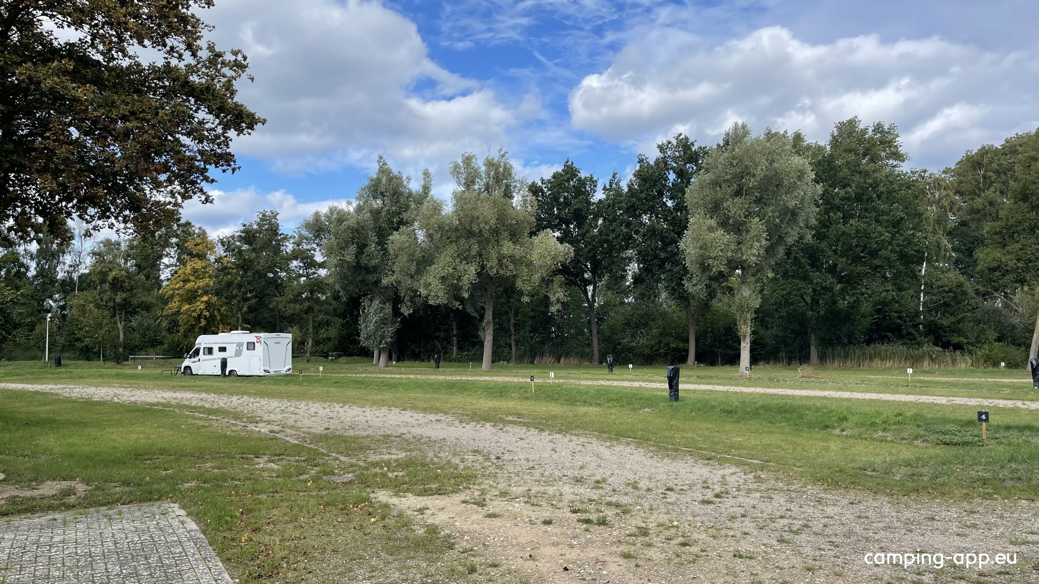 Wohnmolbilstellplatz am Deich