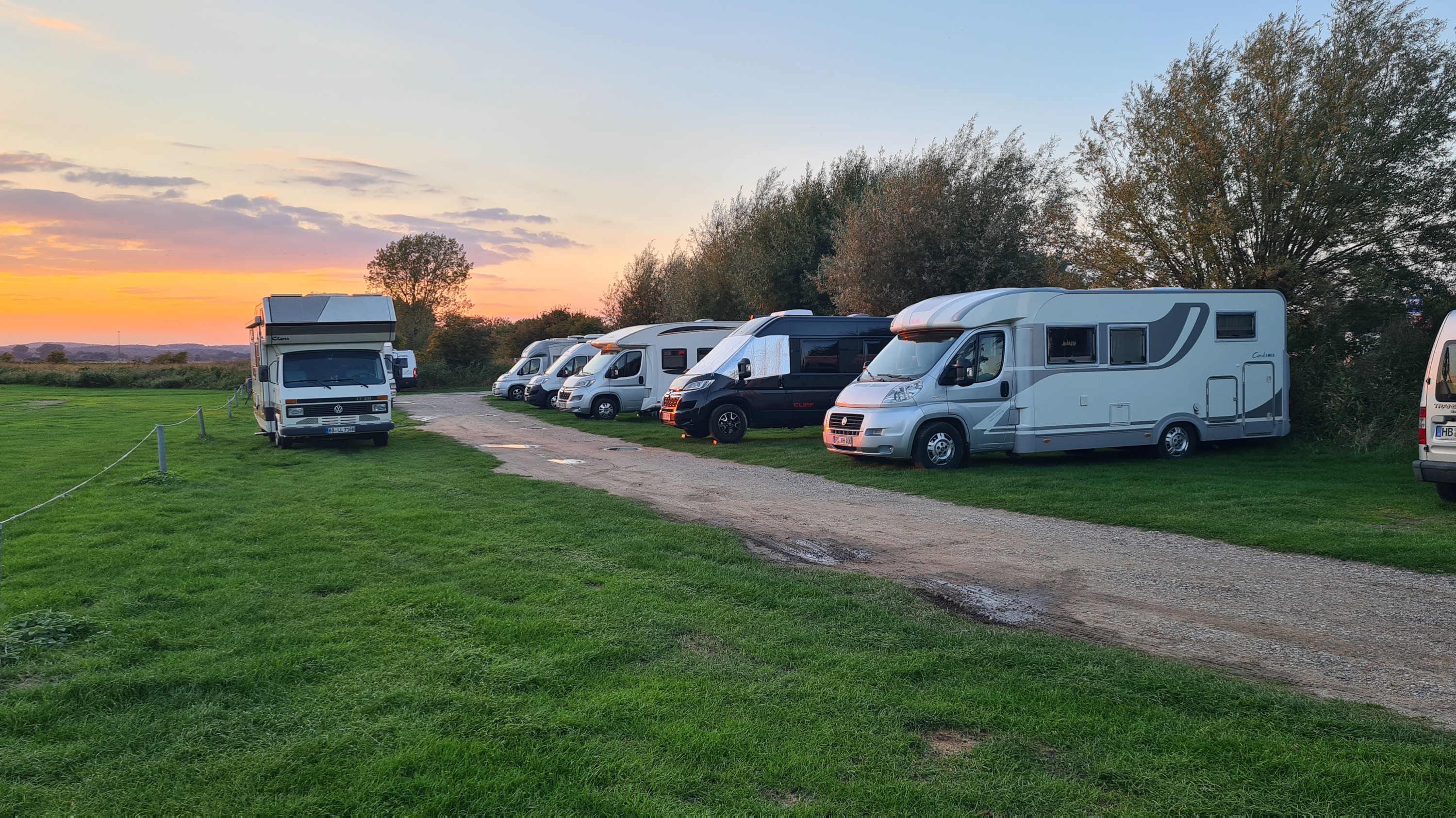 Stellplatz Sehlendorfer Strand Blekendorf — Photo 2