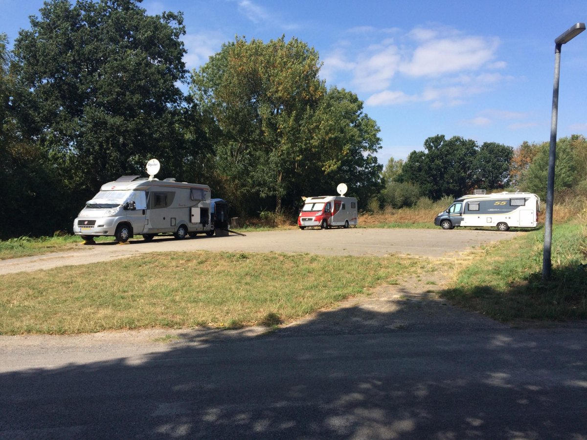 Stellplatz Hasetalstadion Herzlake — Photo 2