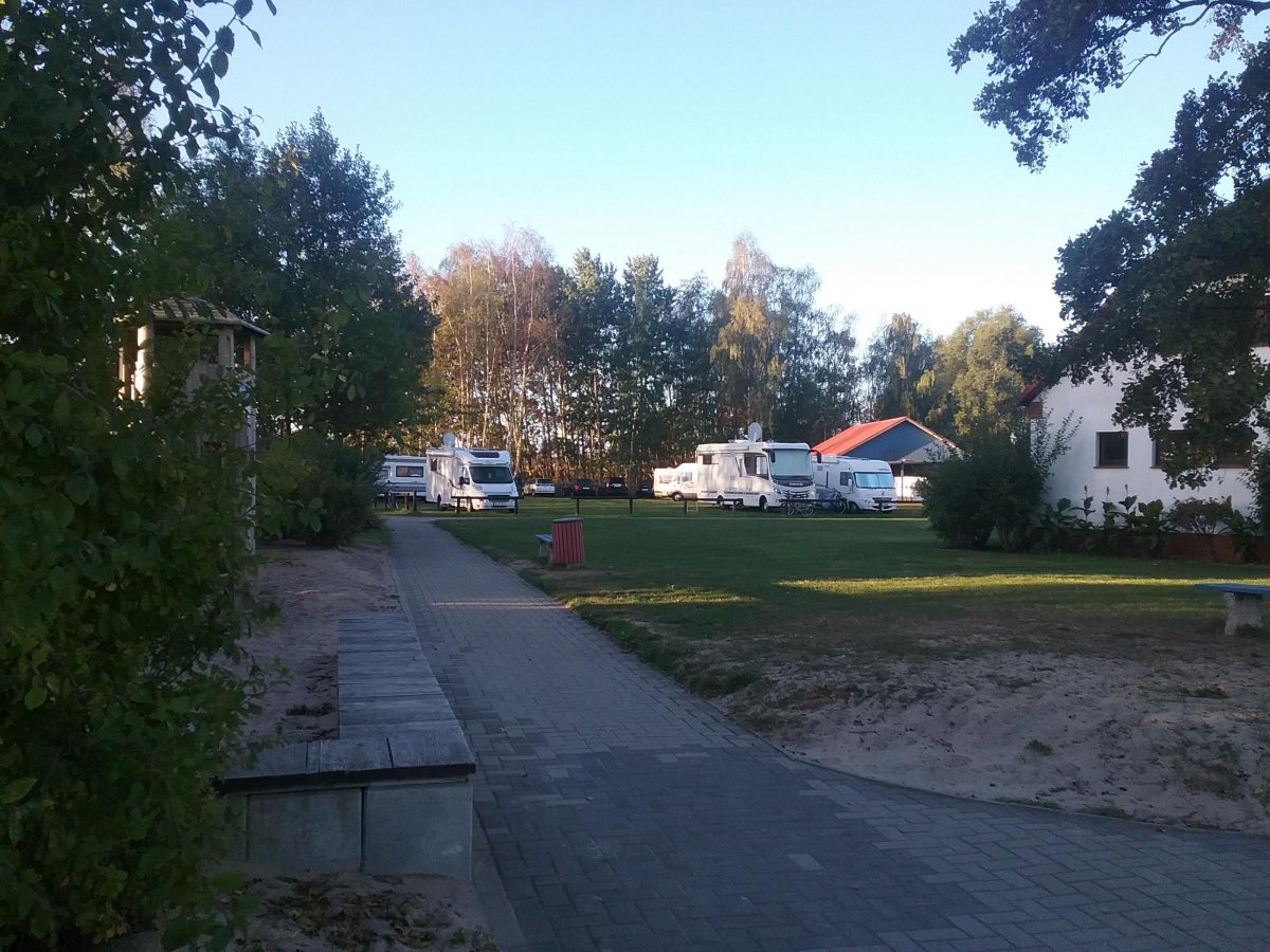 Stellplatz Mönkebude — Photo 2