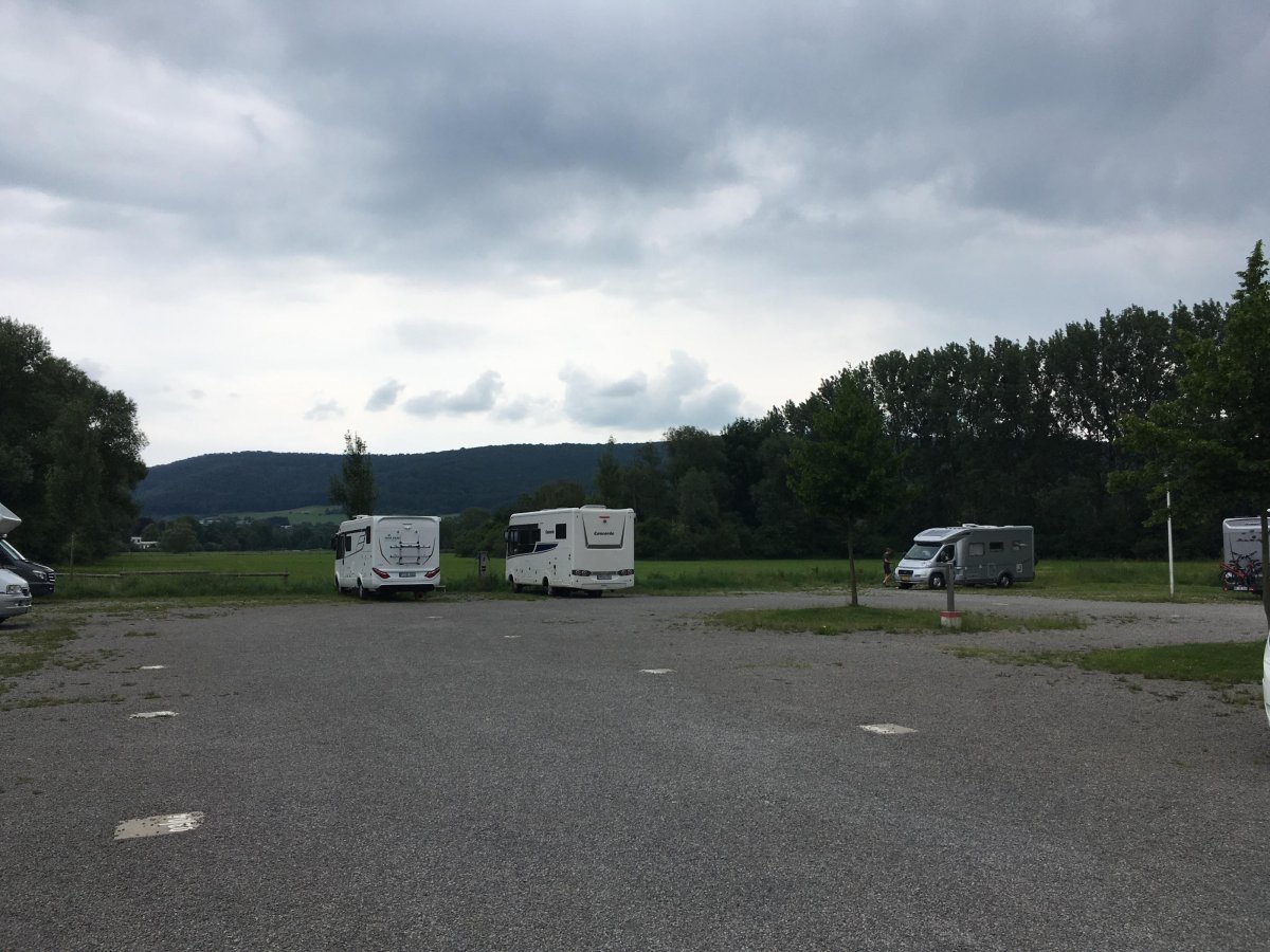 Reisemobilhafen an den Emmerauen Bad Pyrmont — Photo 2