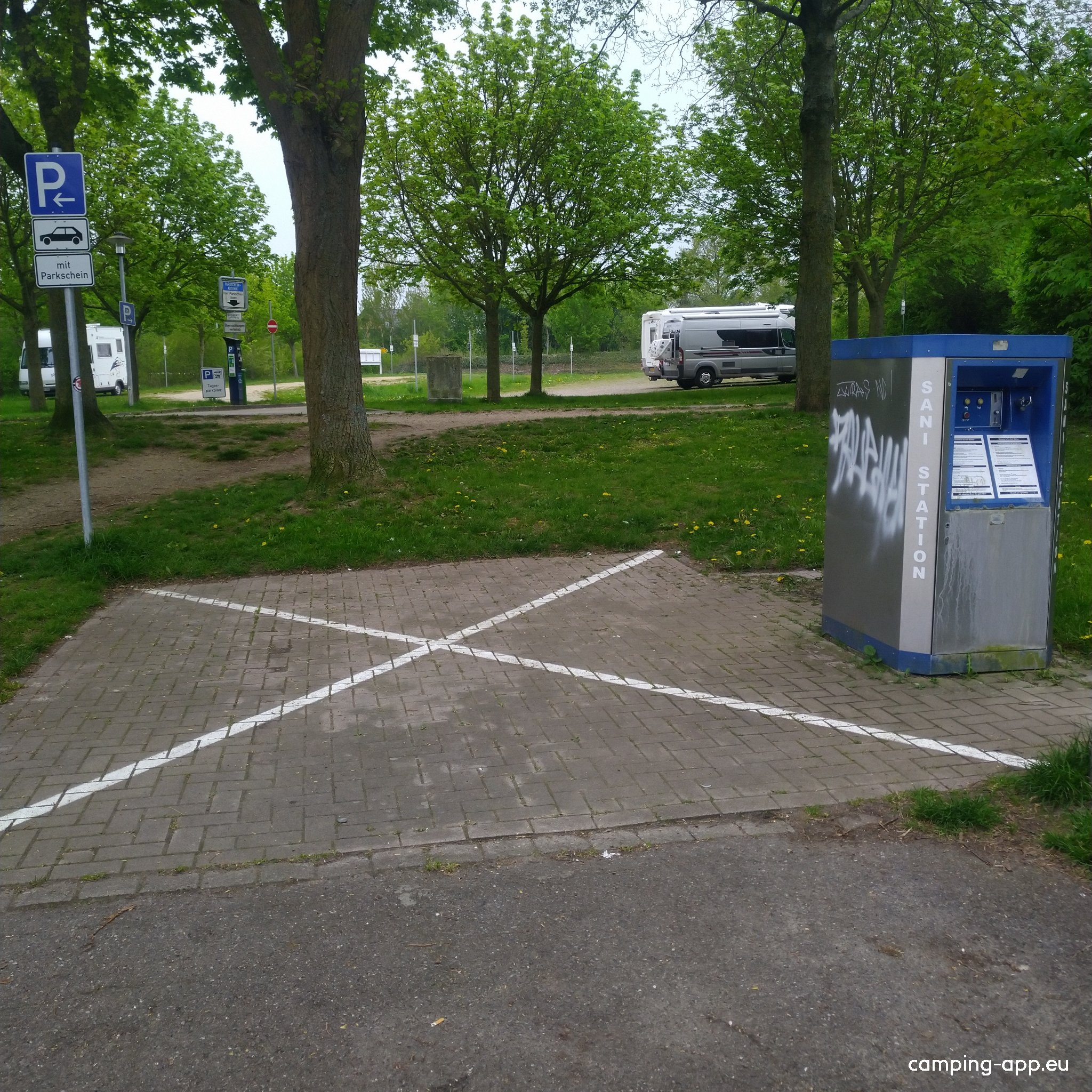Stellplatz am Marine Ehrenmal Laboe — Photo 4