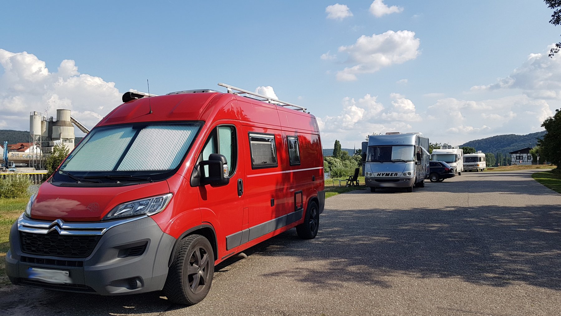 Übernachtungsparkplatz Obrigheim — Photo 2