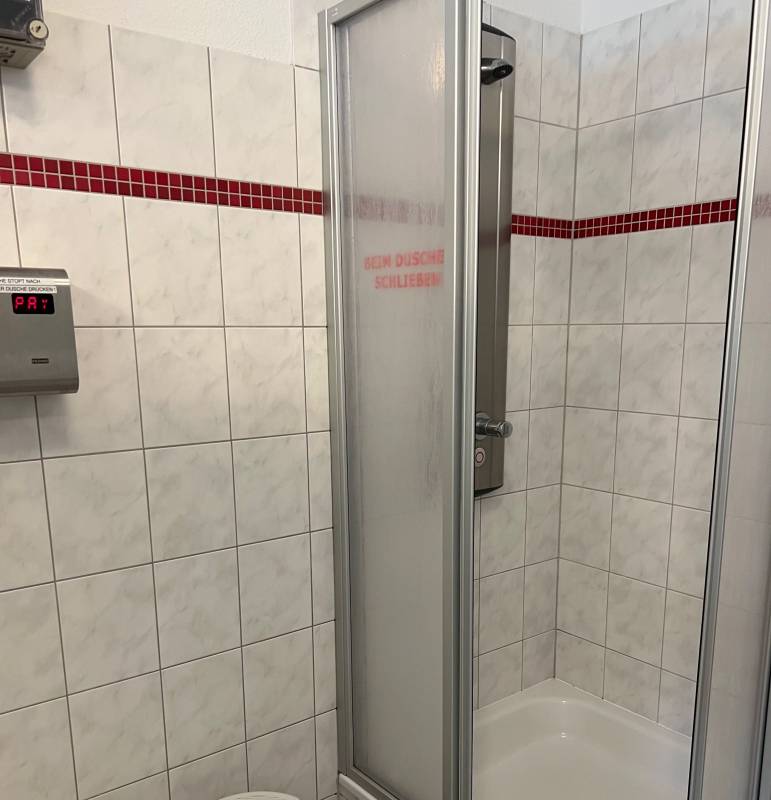 Stellplatz an der Marina Nord Schwerin — Photo 6