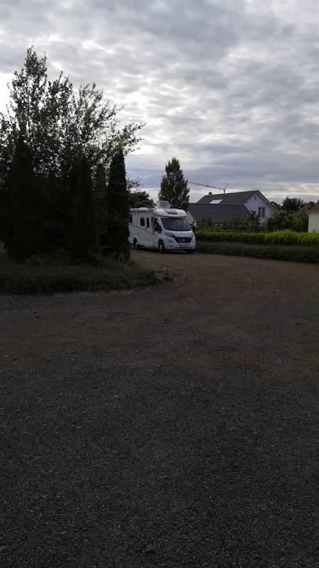 Wohnmobilstellplatz bei Heinrich Grabau Tarmstedt — Photo 3