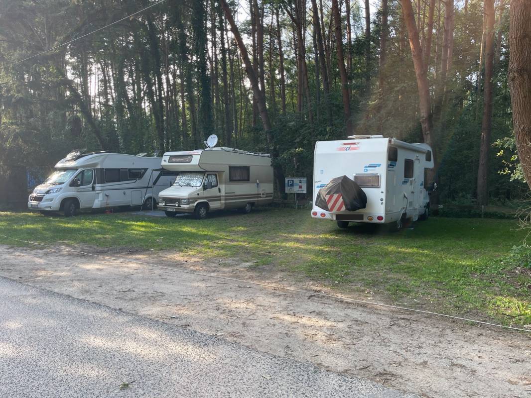 Wohnmobilhafen Naturcamping Malchow — Photo 4