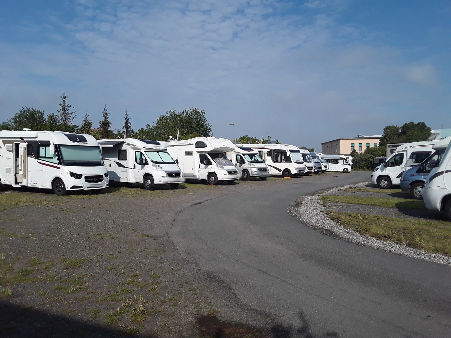 Wohnmobilpark Westhafen Wismar — Photo 6