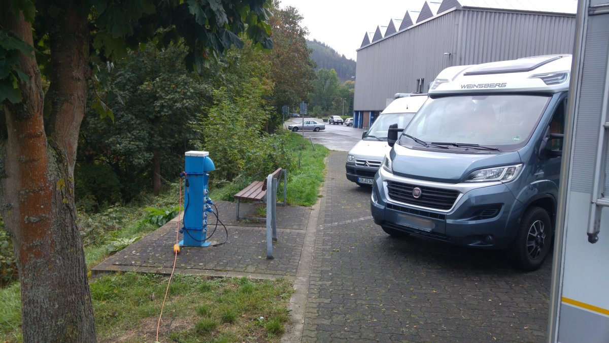 Stellplatz an der Sauerlandhalle Altena — Photo 3