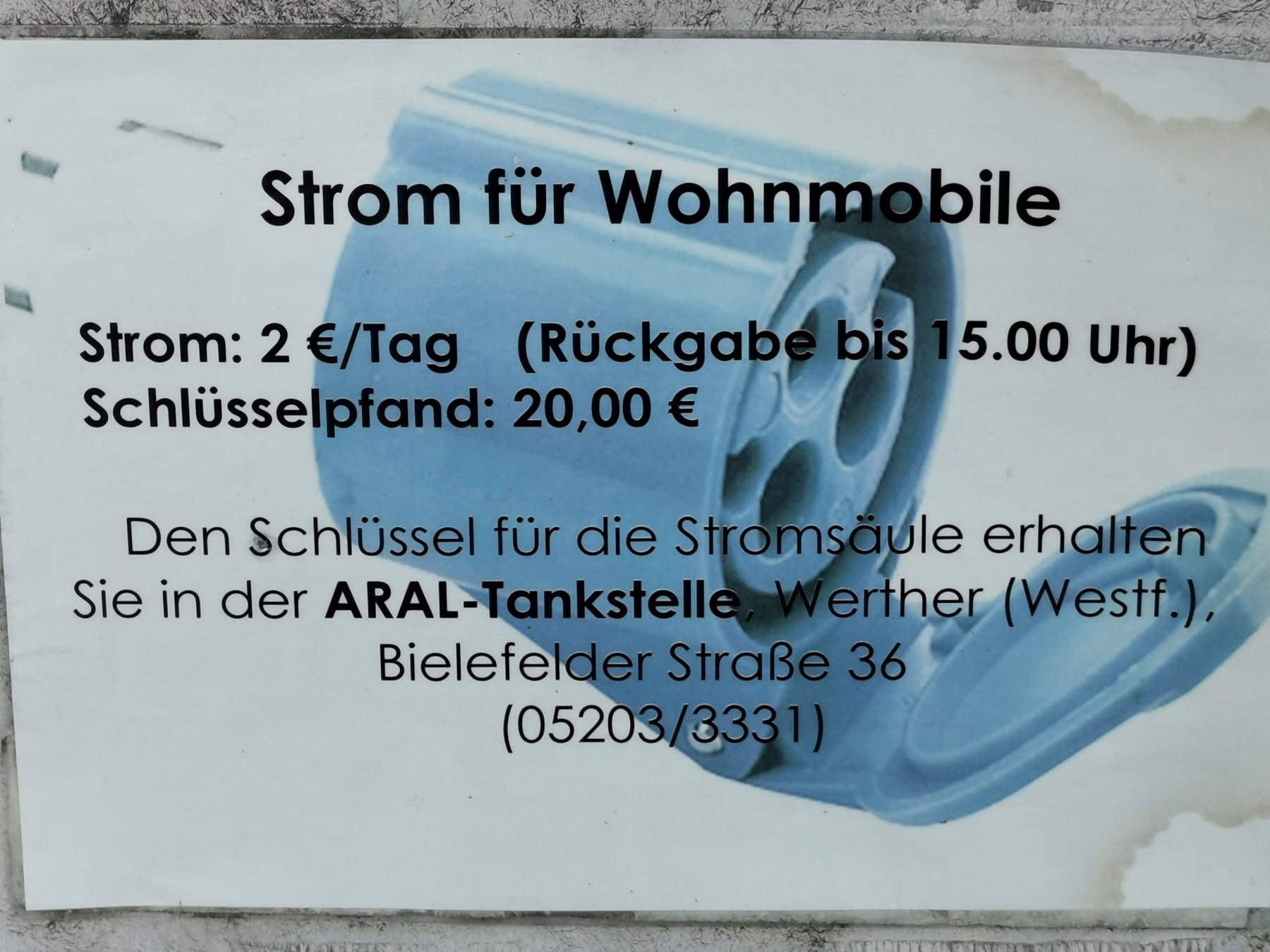 Parkplatz am Schul- und Sportzentrum Meyerfel — Photo 4