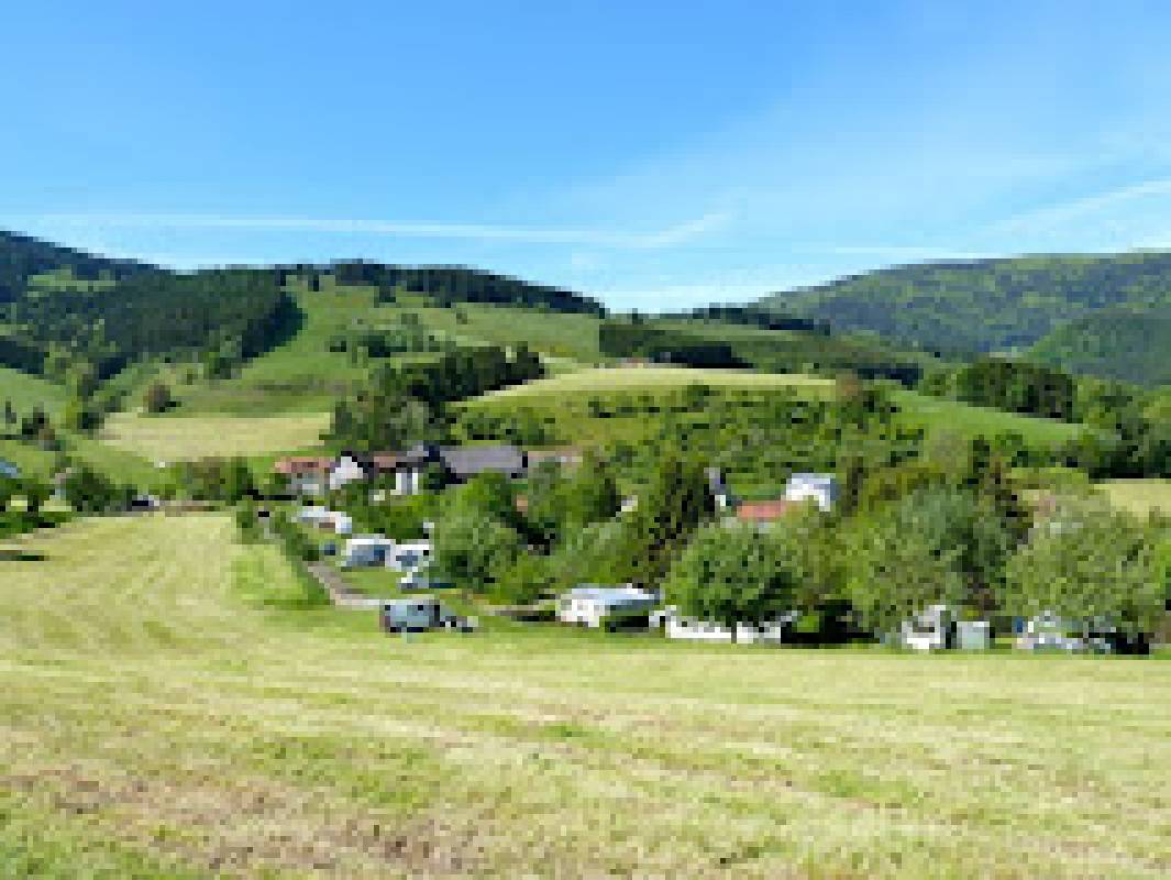 Campingplatz Kirnermarteshof — Campsite in Oberried
