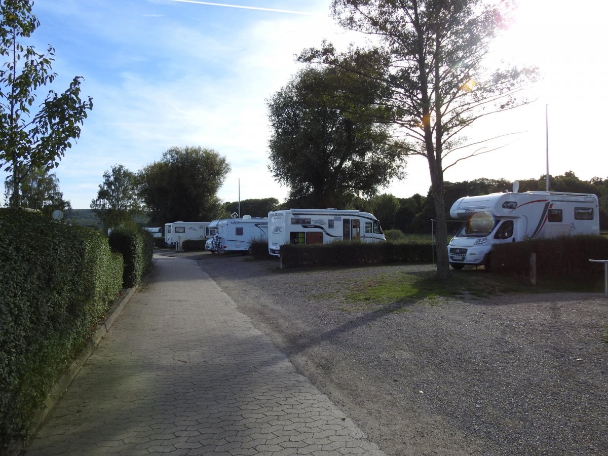 Stellplatz am Gasthaus Grohnder Fährhaus — Photo 2