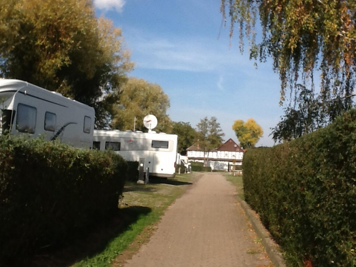 Stellplatz am Gasthaus Grohnder Fährhaus — Photo 6