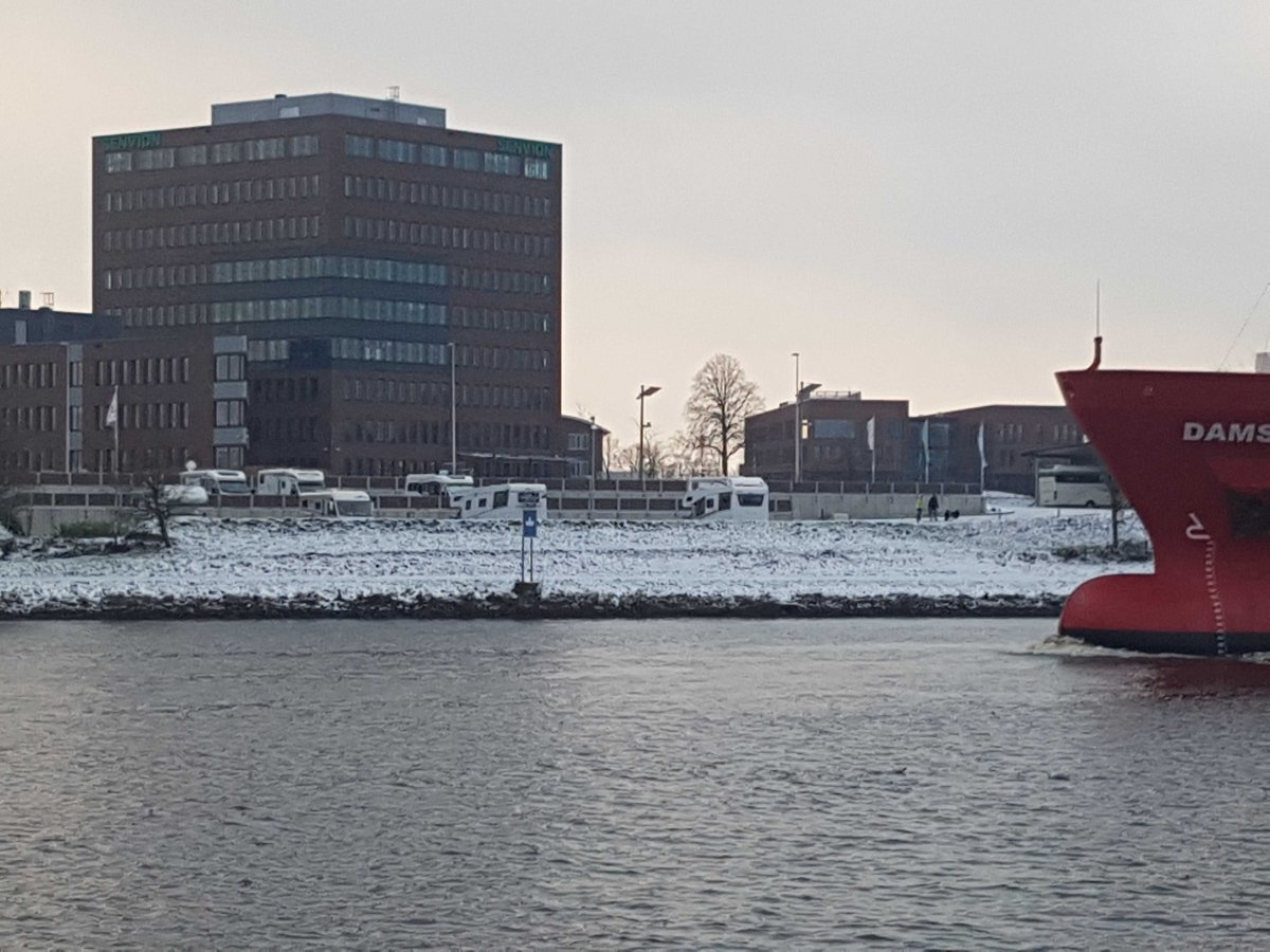 Wohnmobilhafen am Kanalcafe NOK — Photo 3