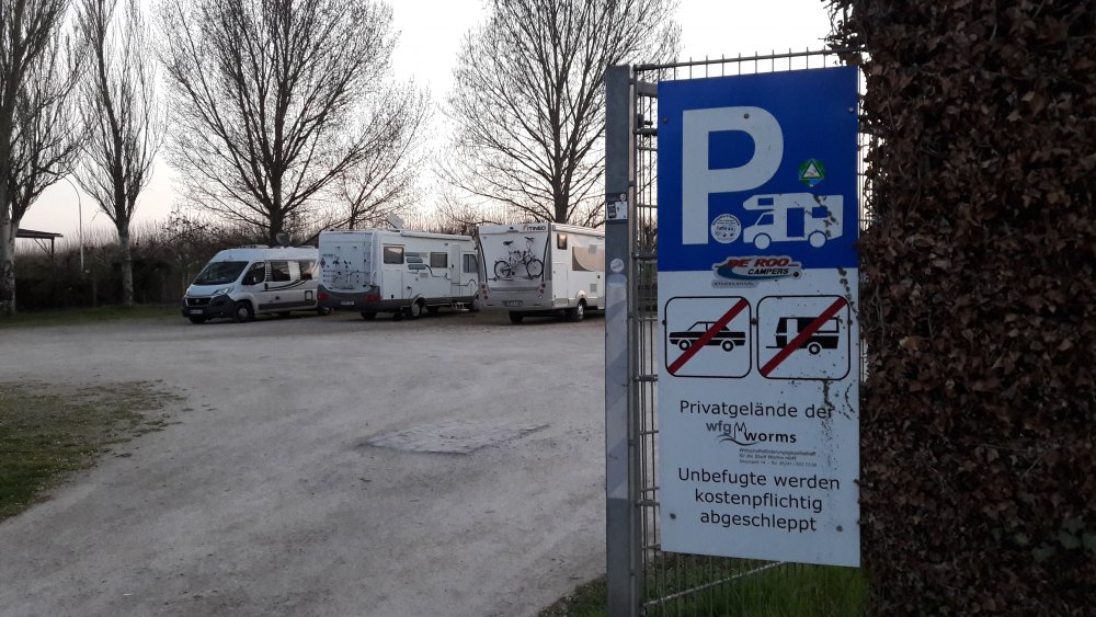 Stellplatz am Rhein Worms