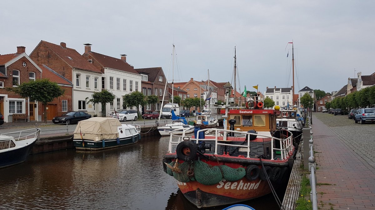 Stellplatz am Alten Hafen Weener — Photo 3