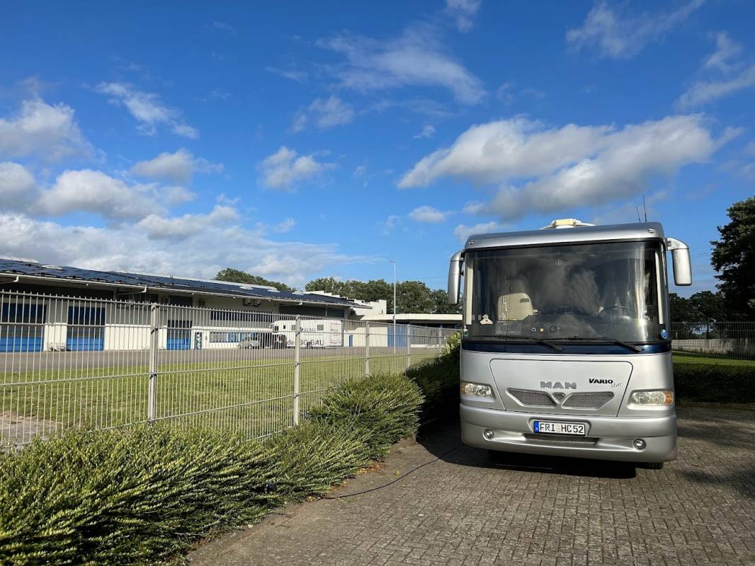 Stellplatz bei Vario Mobil Bohmte — Photo 2