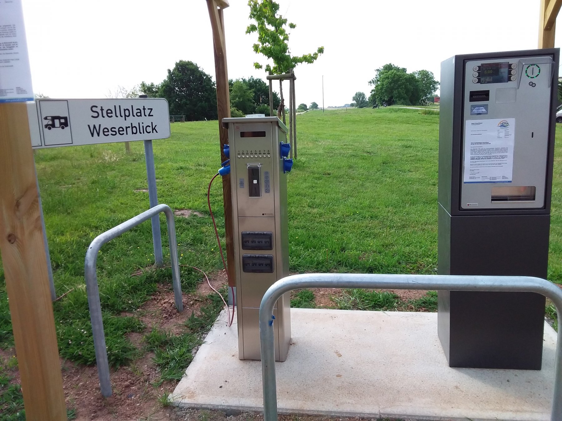 Wohnmobilstellplatz Weserblick — Photo 2