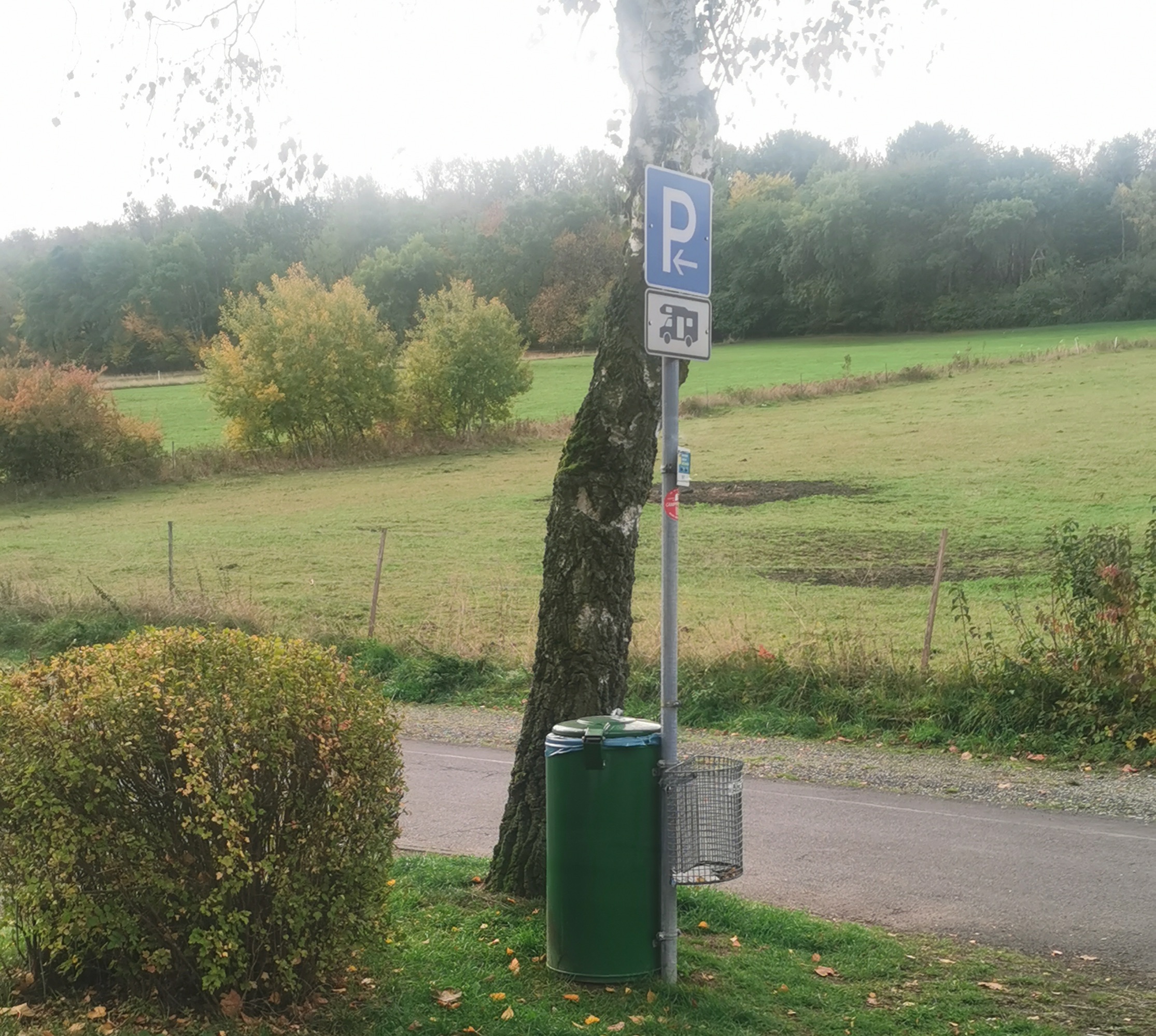 Stellplatz am Schwimmbad Ehlen — Photo 4