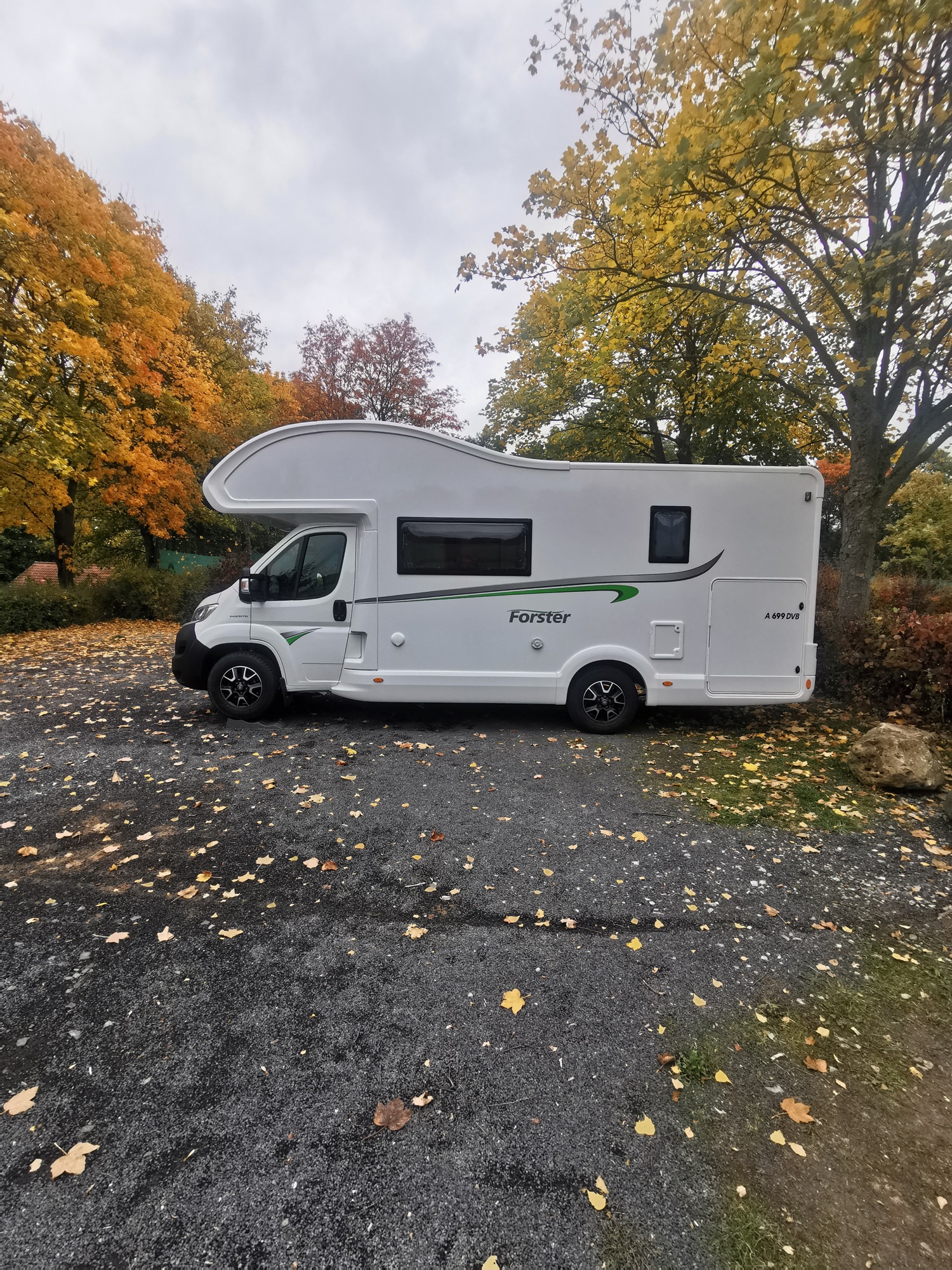 Stellplatz am Schwimmbad Ehlen — Photo 6