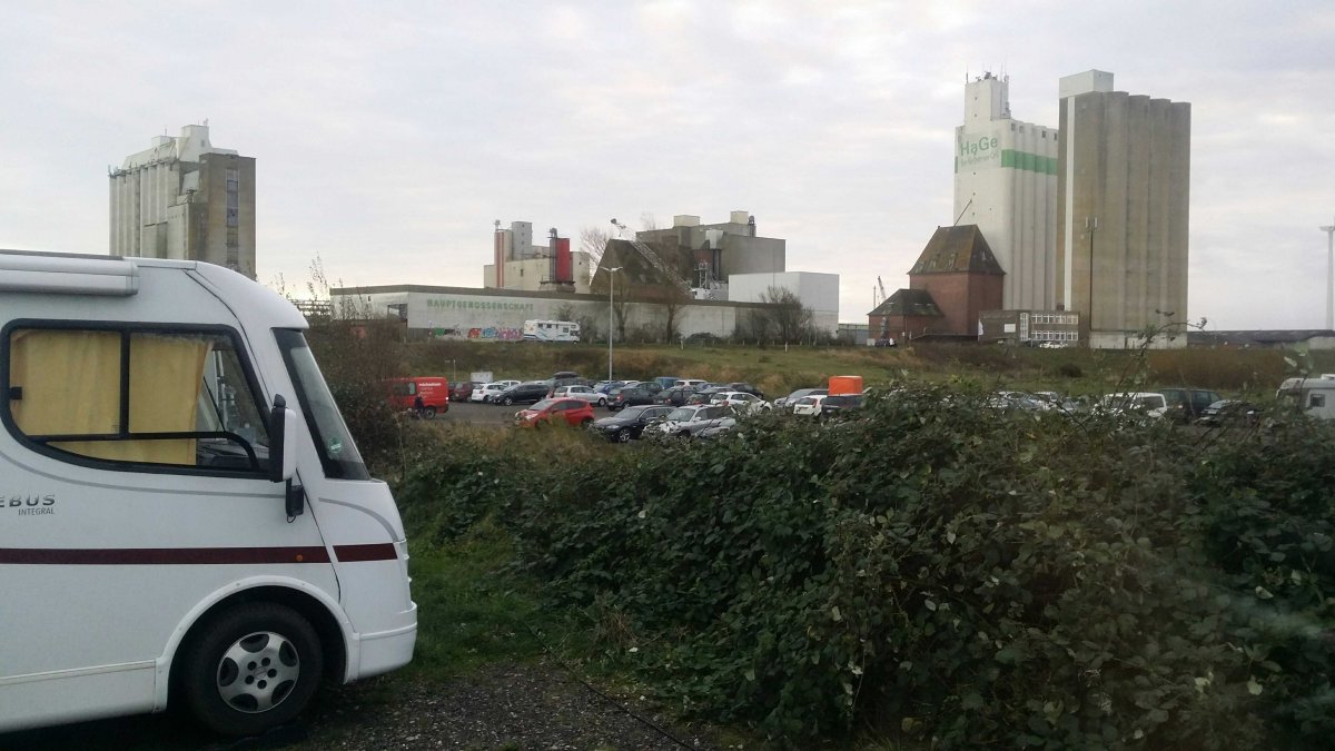 Loof's Wohnmobilhafen Husum