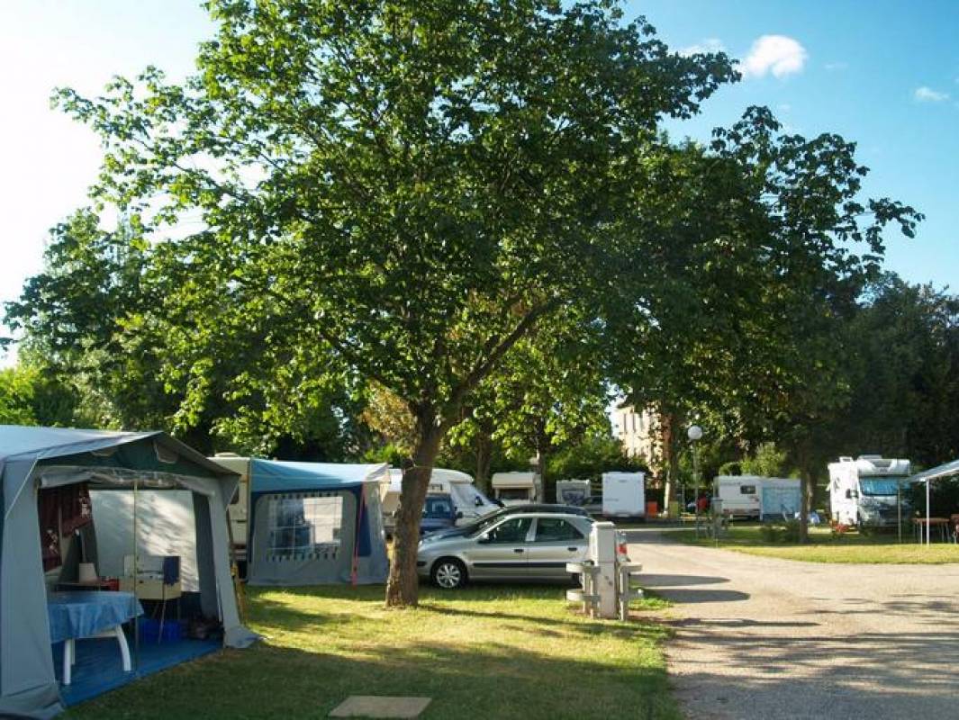 Camping Les Cigognes