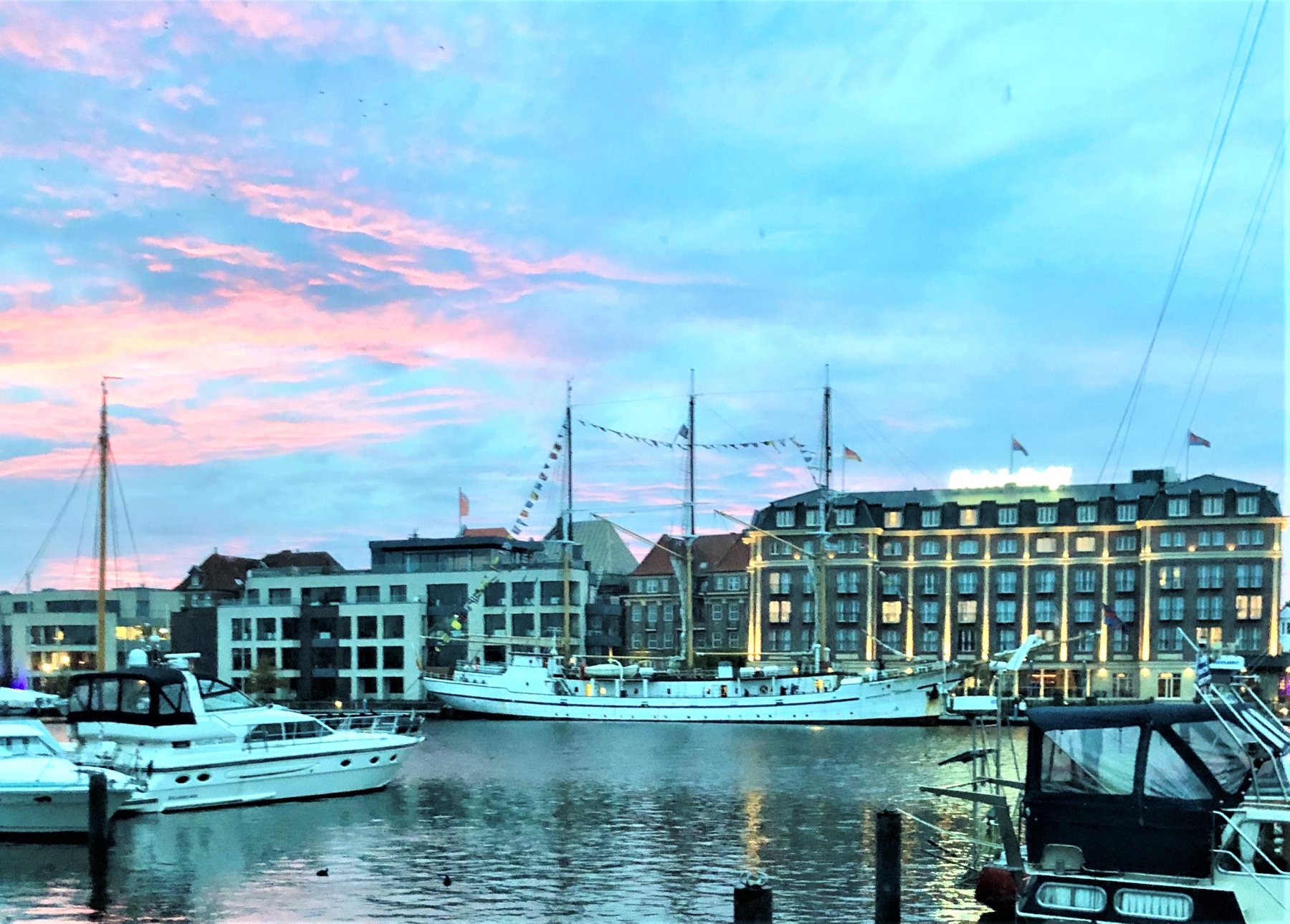 Stellplatz Alter Binnenhafen — Photo 6