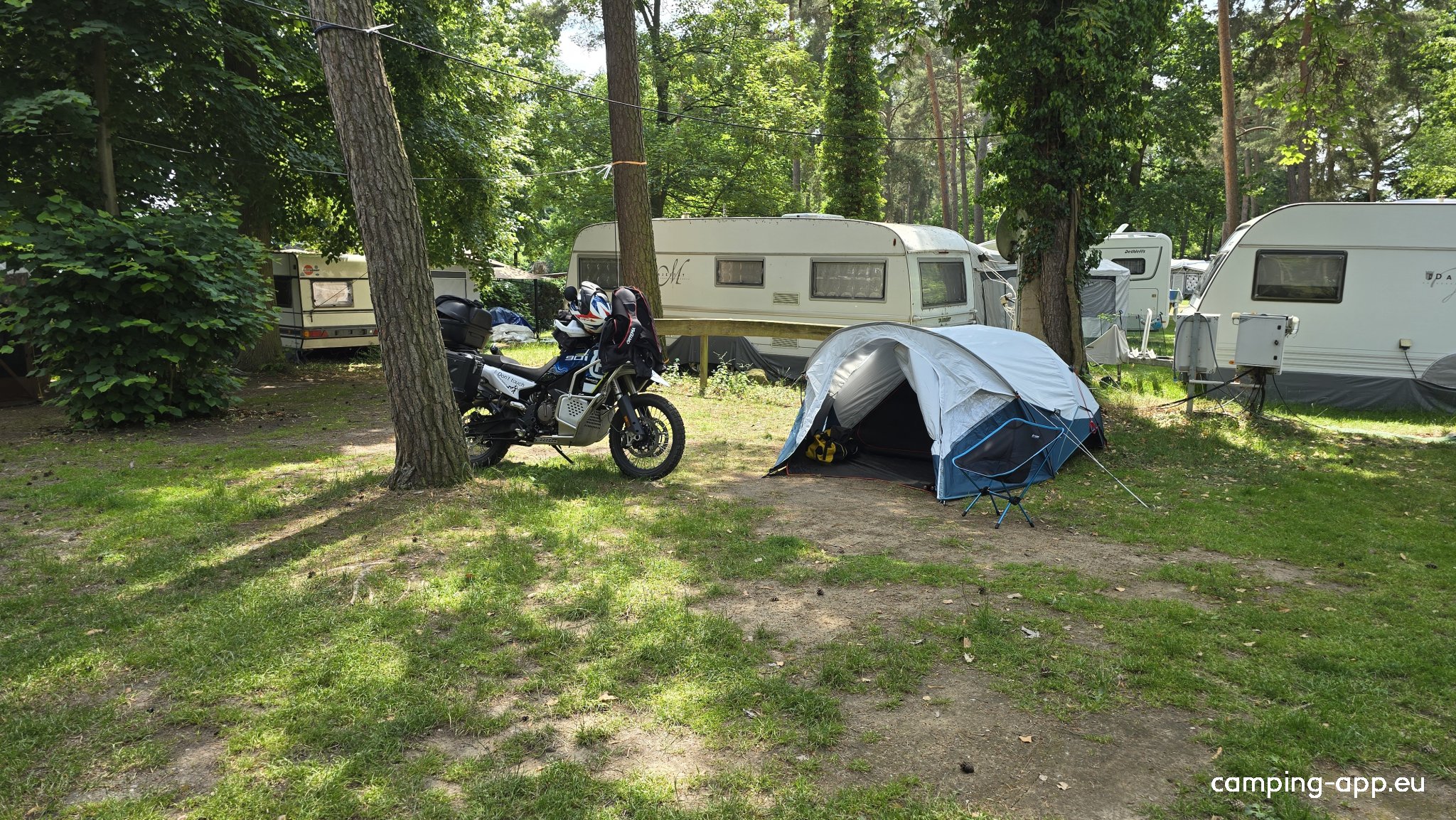 Camping at Lake Dobbertiner — Photo 3