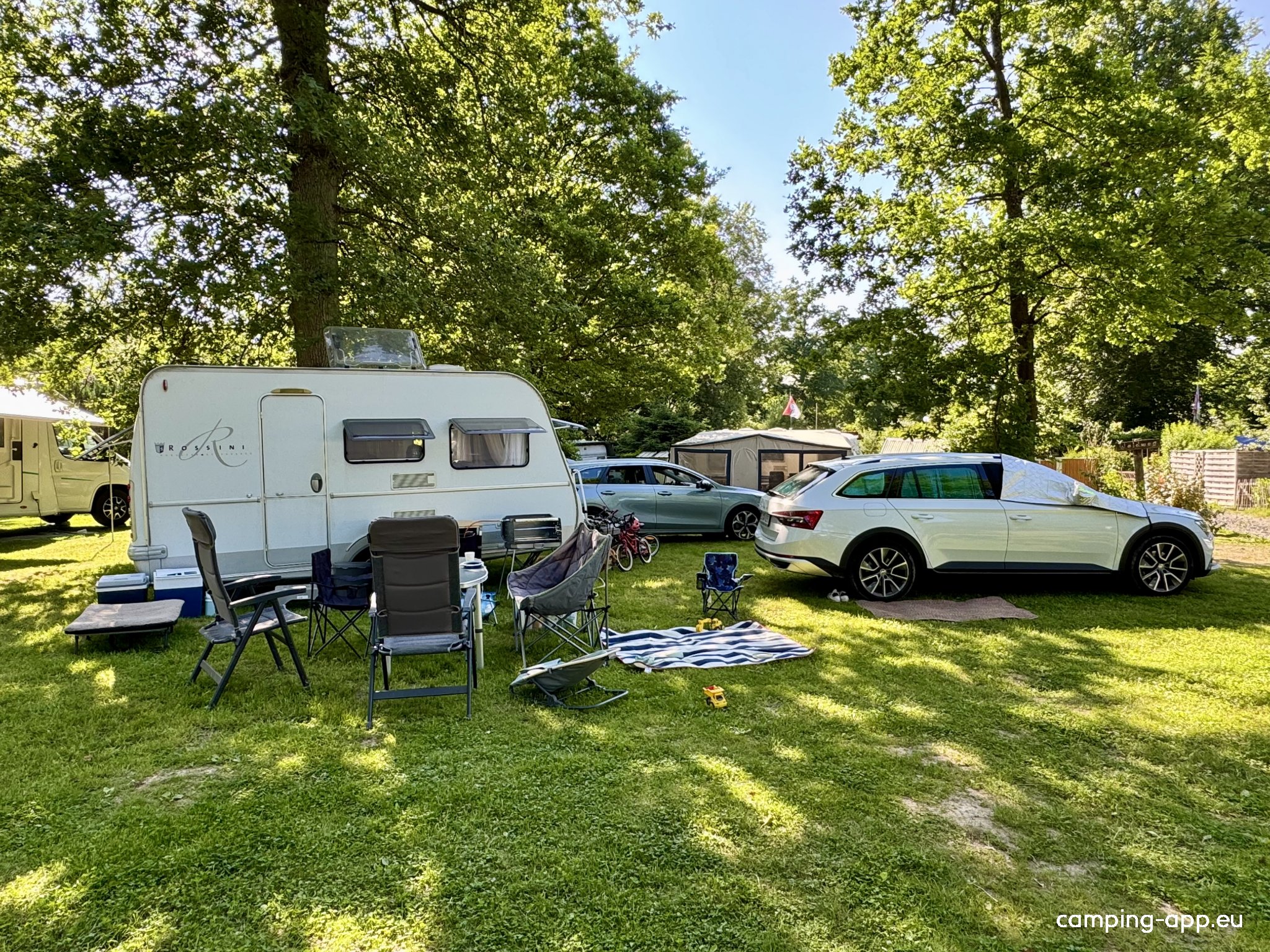 Camping im Eichenwald — Photo 2