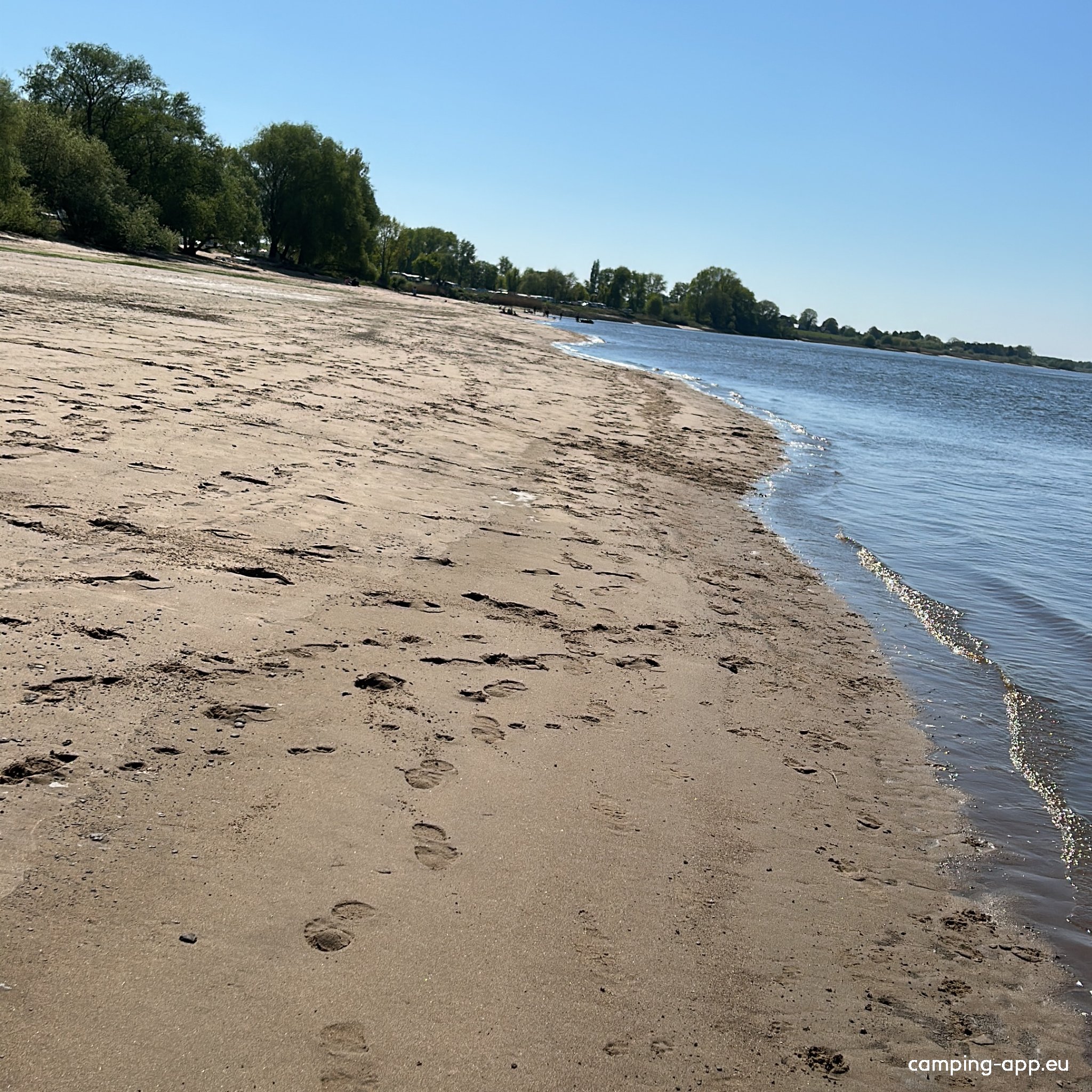 Camping Land an der Elbe Hamburg (Stover Strand) — Photo 4