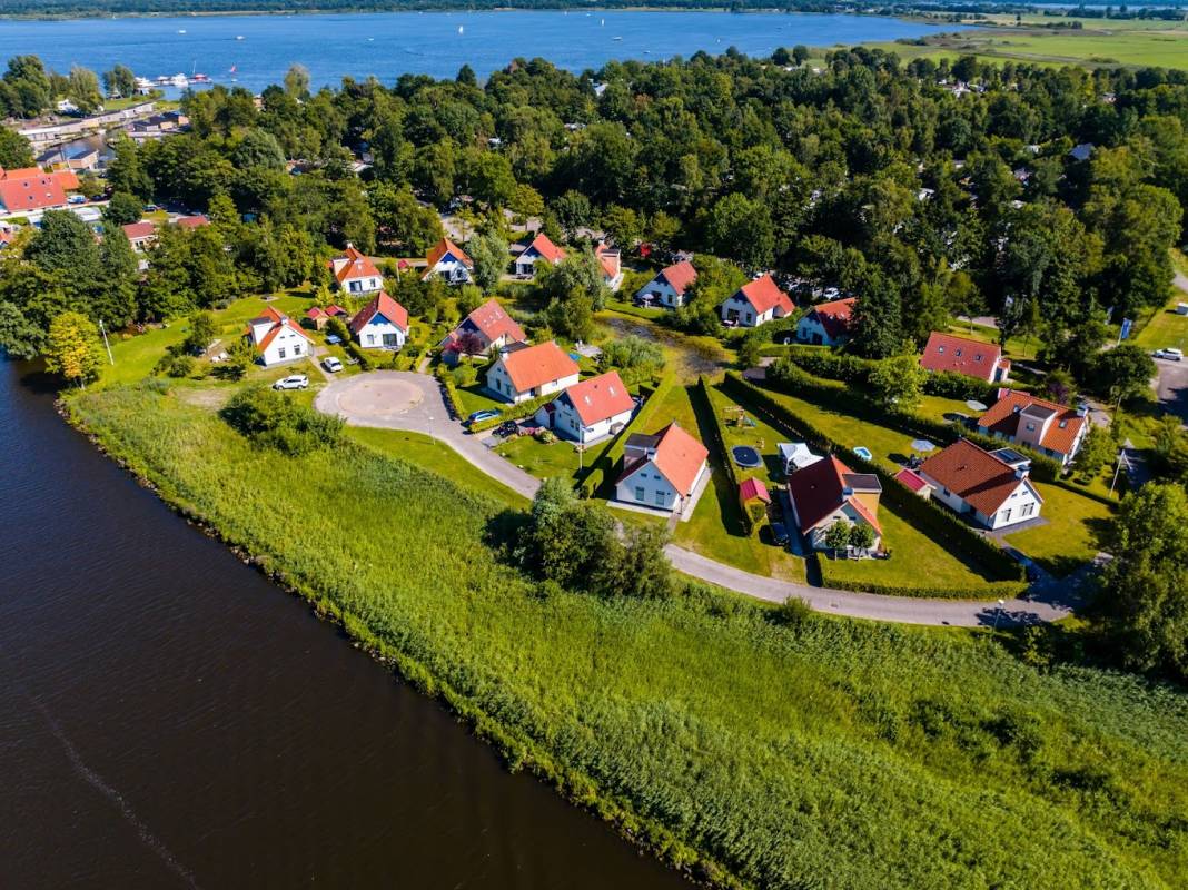 Vakantiepark Bergumermeer — Photo 3