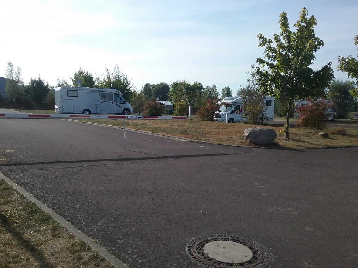 Stellplatz an der Marina Wesenberg — Photo 2